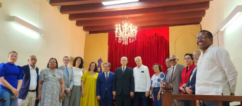 Academia Dominicana de la Lengua recibe a Francisco Javier Pérez, secretario general de la ASALE
