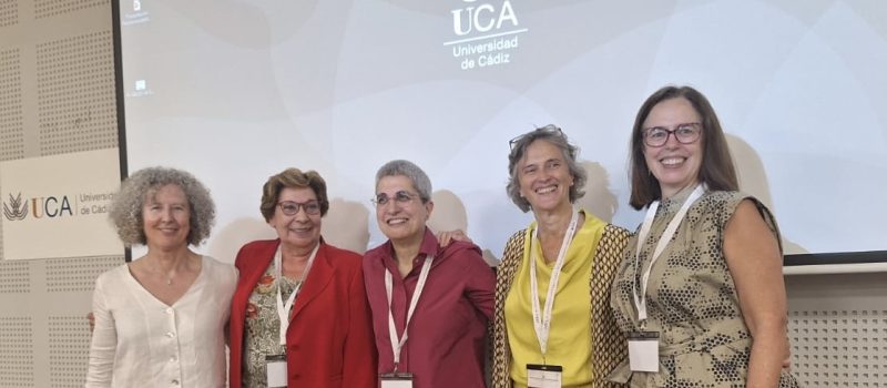 María José Rincón interviene en la mesa redonda del XI CILH ««(R)Evolución en la lexicografía del español: avances y retos» María José Rincón interviene en la mesa redonda del XI CILH ««(R)Evolución en la lexicografía del español: avances y retos»